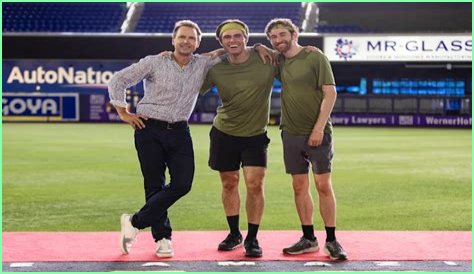   Who are Will and James? Meet the 2020 Amazing Race winners on Instagram!    Thu 17 December 2020 15:21    Celine Byford    